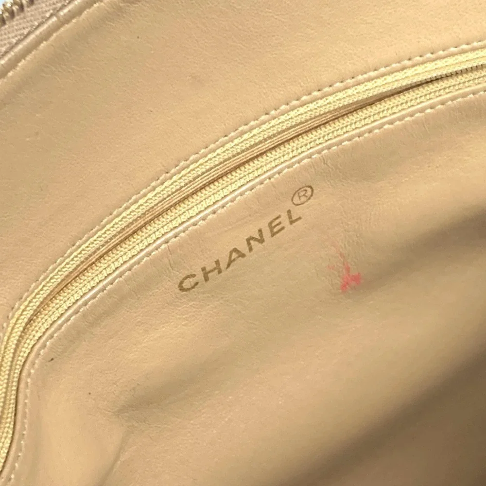 CHANEL Vintage Cream Caviar Leather Logo Shoulder Bag